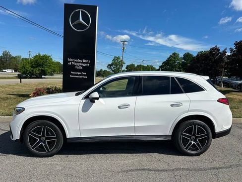 New 2026 Mercedes-Benz GLC 300 4MATIC image 2