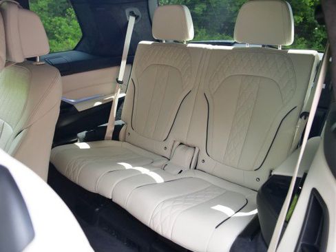 Used 2024 BMW X7 M60i w/ Executive Package AWD/4WD image 42