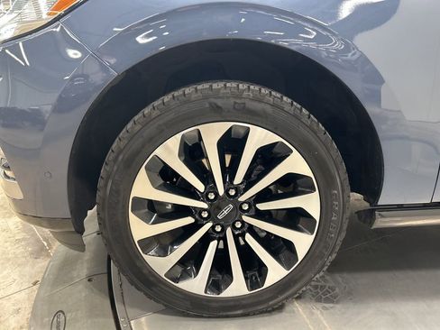 Used 2022 Lincoln Navigator Reserve image 38