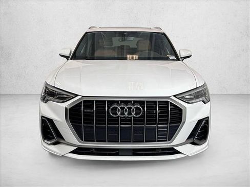 Used 2024 Audi Q3 2.0T Premium Plus AWD/4WD image 2