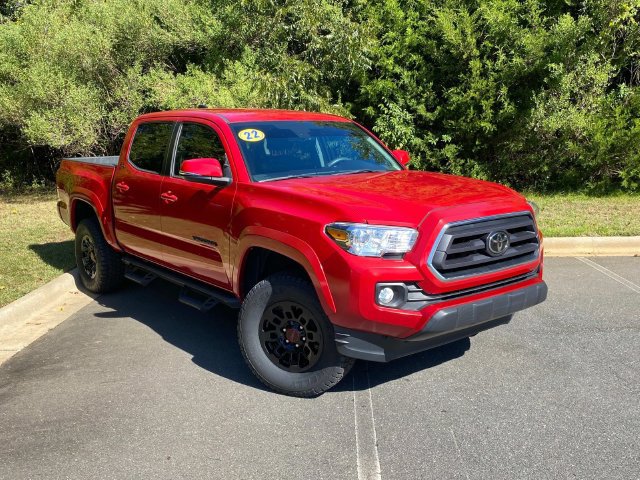 Used 2022 Toyota Tacoma SR5 w/ Technology Package RWD image 1