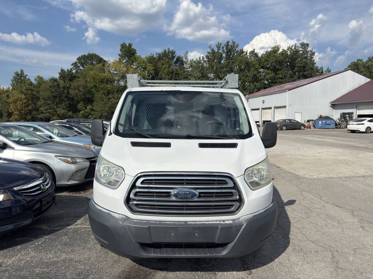 Used 2015 Ford Transit 250 130 Low Roof RWD image 4