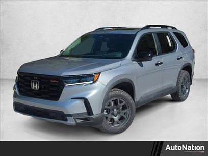 New 2025 Honda Pilot TrailSport