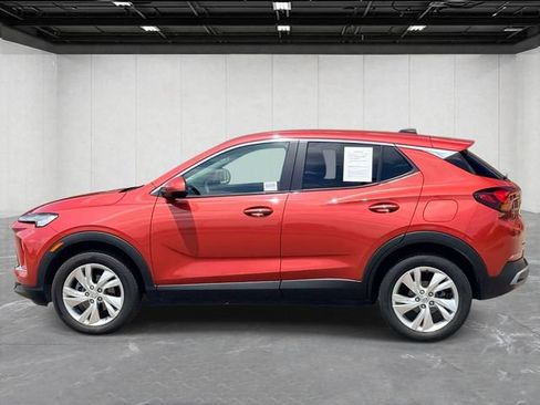 Used 2024 Buick Encore GX Preferred AWD/4WD image 8