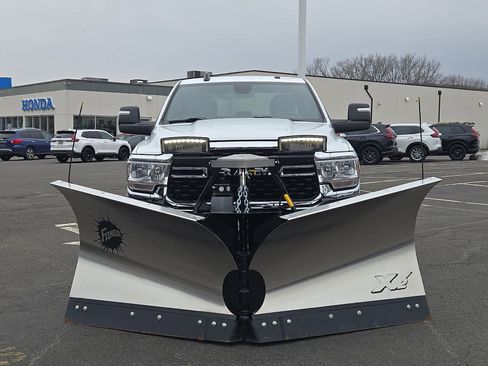 Used 2024 RAM 2500 Big Horn image 2