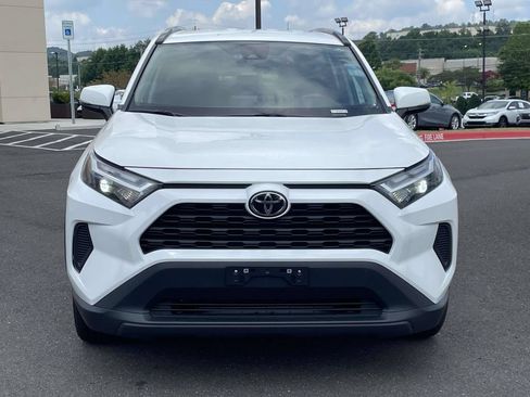 Used 2024 Toyota RAV4 XLE FWD image 8