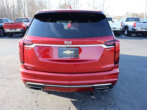 Used 2024 Cadillac XT6 Luxury w/ LPO, Floor Liner Package AWD/4WD image 39