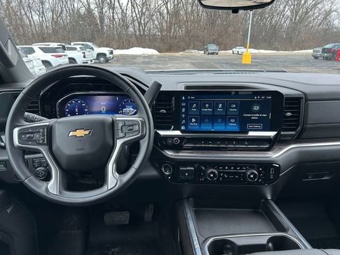 Used 2025 Chevrolet Silverado 2500 LTZ w/ LTZ Premium Package image 13