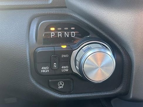 Used 2024 RAM 1500 Laramie image 19