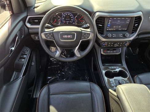 Used 2023 GMC Acadia AT4 w/ Technology Package image 12