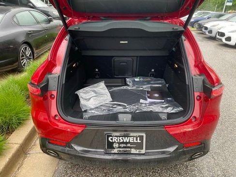 New 2024 Alfa Romeo Tonale Veloce w/ Active Assist Package image 9