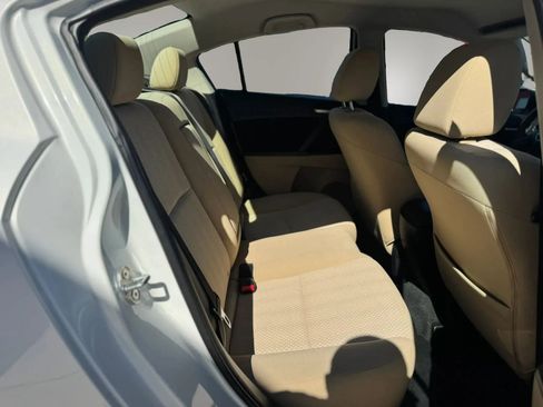 Used 2011 MAZDA MAZDA3 i Touring FWD image 11