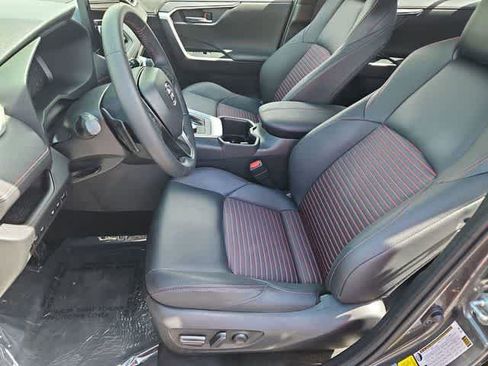 Used 2025 Toyota RAV4 XSE w/ Weather Package image 16