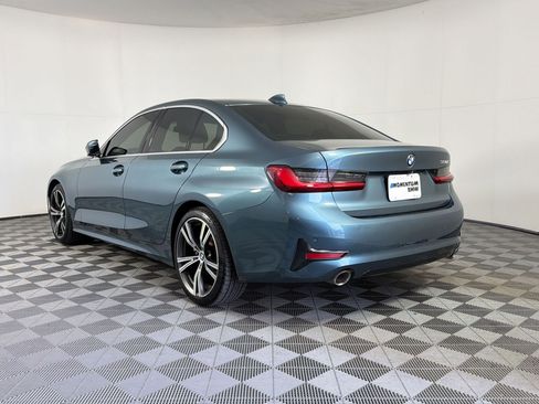 Used 2021 BMW 330i Sedan w/ Convenience Package RWD image 3