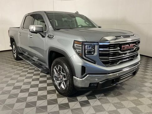 Used 2024 GMC Sierra 1500 SLT w/ SLT Premium Plus Package AWD/4WD image 3