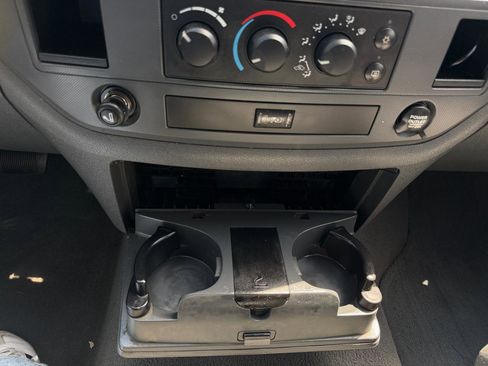 Used 2007 Dodge Ram 1500 Truck SLT RWD image 20