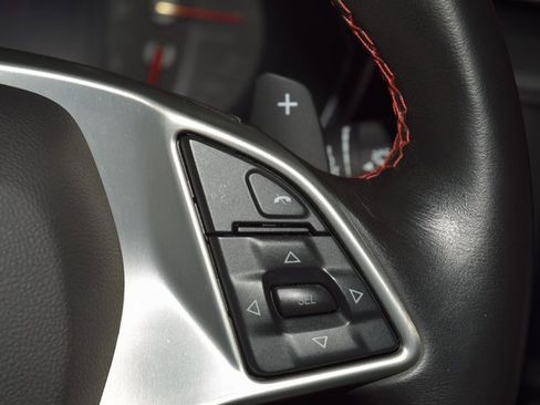 Used 2015 Chevrolet Corvette Z06 w/ 3LZ Preferred Equipment Group image 38