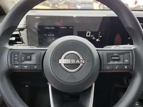 Used 2026 Nissan Kicks SV FWD image 24