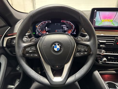 Used 2022 BMW 530i xDrive 530i xDrive w/ Premium Package image 27
