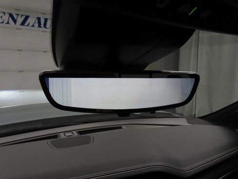 Used 2025 GMC Sierra 1500 Denali Ultimate image 28