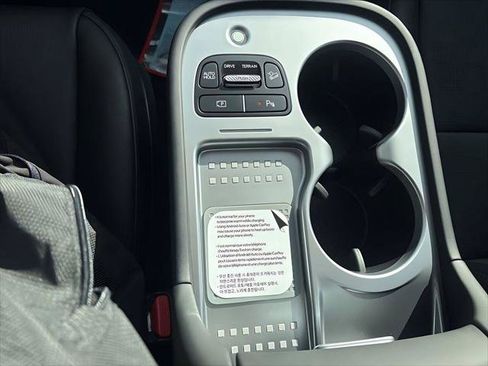 New 2026 Hyundai Ioniq 9 Calligraphy image 23