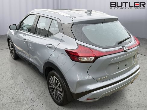 Used 2023 Nissan Kicks SV FWD image 10