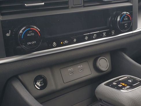 New 2026 Nissan Rogue SV image 28