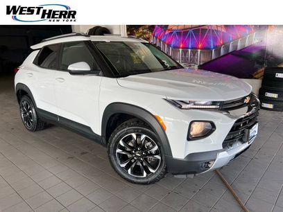Used 2021 Chevrolet TrailBlazer LT w/ Convenience Package