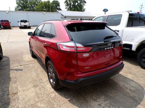 Used 2023 Ford Edge SEL w/ Sport Appearance Package image 3