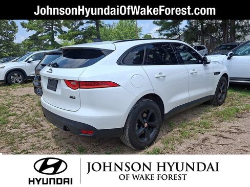 Used 2020 Jaguar F-PACE Premium AWD/4WD image 4