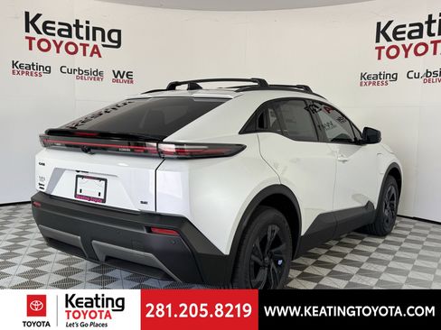 Used 2026 Toyota C-HR AWD/4WD image 14