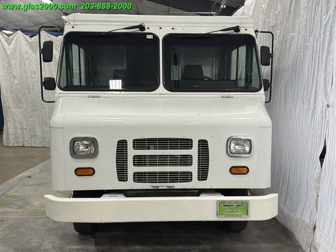 Used 2014 Ford E-350 and Econoline 350 Super Duty w/ A/C Prep Package RWD image 20