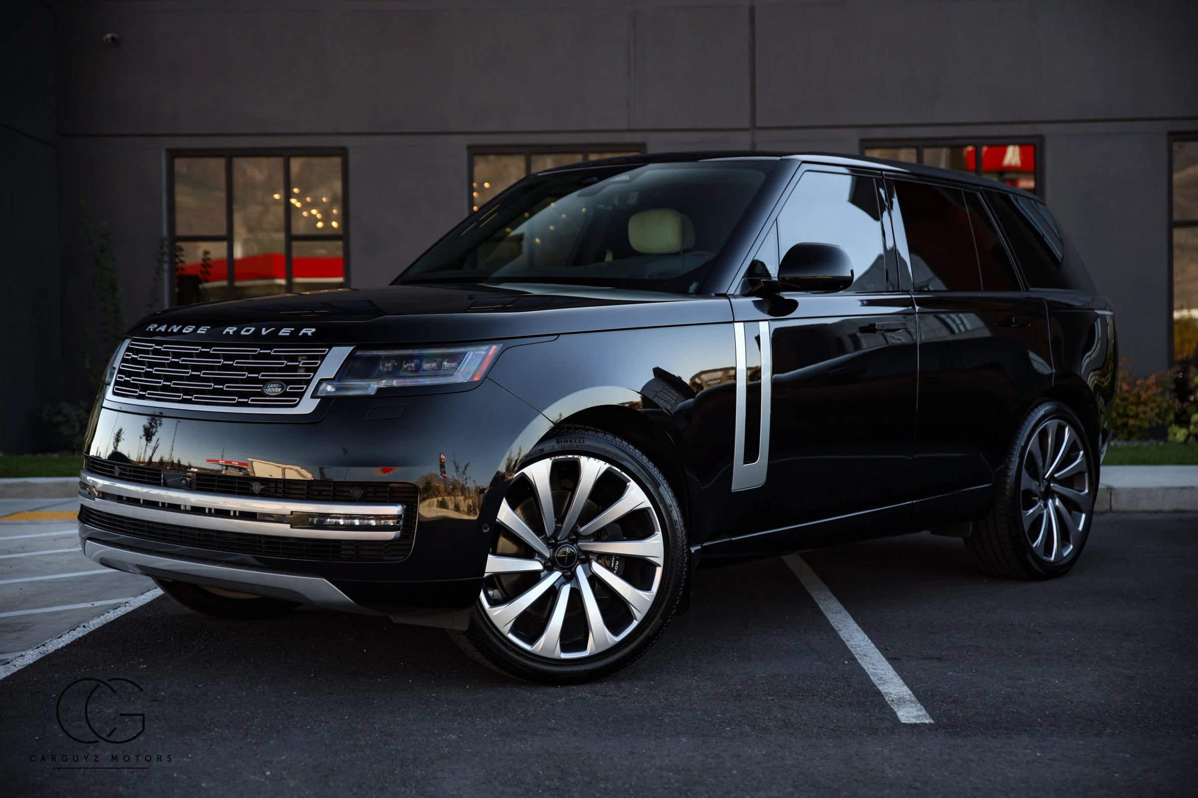 Used 2026 Land Rover Range Rover Autobiography AWD/4WD image 4