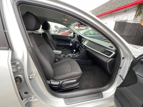 Used 2019 Kia Optima LX FWD image 14