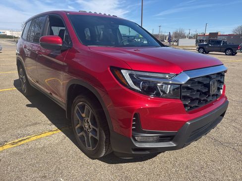 Used 2023 Honda Passport EX-L image 5