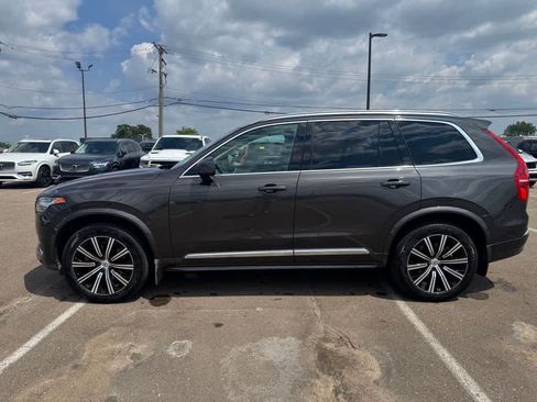Used 2024 Volvo XC90 B5 Core w/ Protection Package Premier AWD/4WD image 8