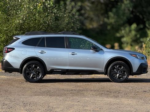 Used 2020 Subaru Outback Onyx Edition XT w/ Popular Package #2 AWD/4WD image 8