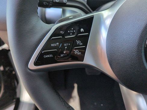 New 2026 Mercedes-Benz GLB 250 4MATIC image 26