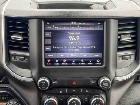 Used 2021 RAM 1500 Big Horn image 17