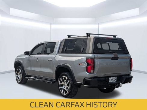 Used 2023 Chevrolet Colorado Z71 w/ Z71 Convenience Package 2 AWD/4WD image 3