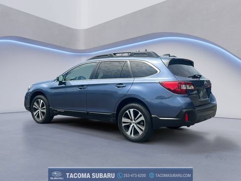 Used 2018 Subaru Outback 2.5i Limited AWD/4WD image 3