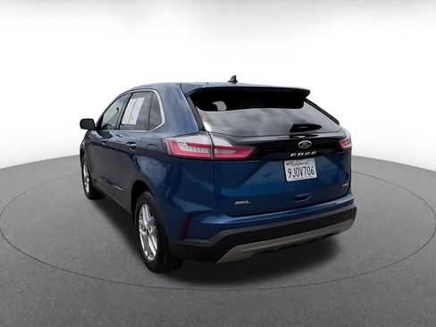 Used 2024 Ford Edge SEL AWD/4WD image 11