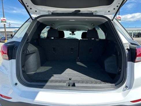 Used 2023 Chevrolet Equinox LT AWD/4WD image 13