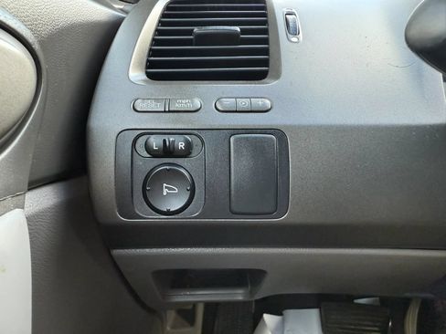 Used 2011 Honda Civic LX image 22