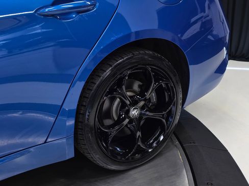 Used 2021 Alfa Romeo Giulia Ti Sport AWD/4WD image 49