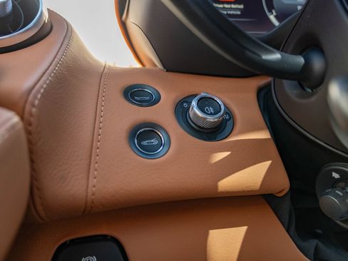 Used 2023 McLaren GT image 18