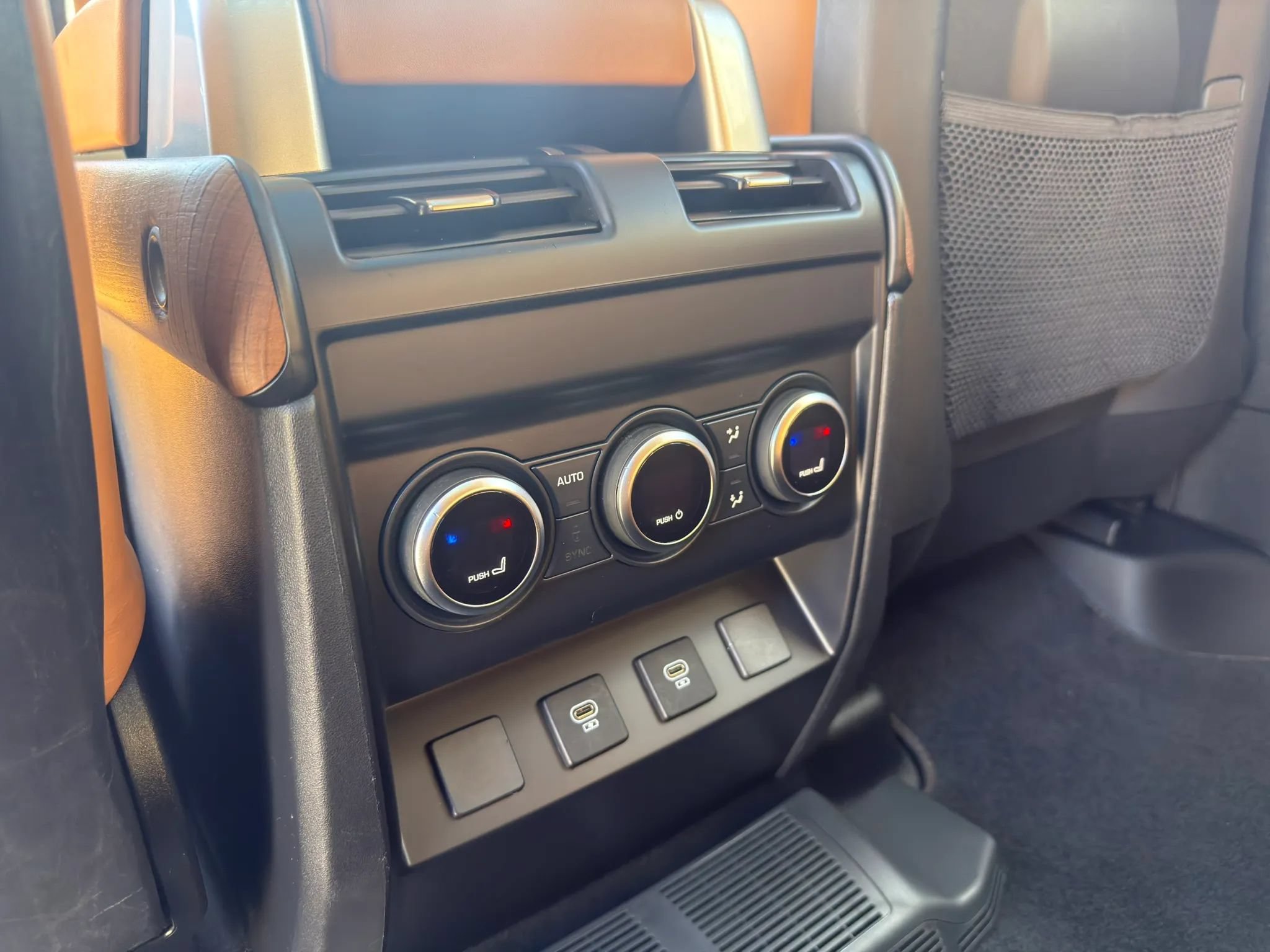 Used 2023 Land Rover Defender 130 First Edition AWD/4WD image 29