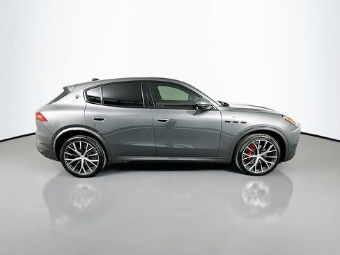 Used 2023 Maserati Grecale Modena image 4