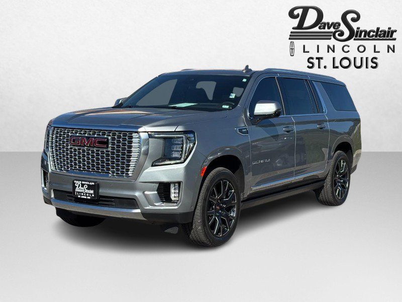 Used 2024 GMC Yukon XL Denali w/ Advanced Technology Package AWD/4WD image 7