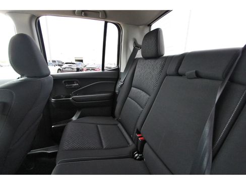 Used 2018 Honda Ridgeline Sport image 12
